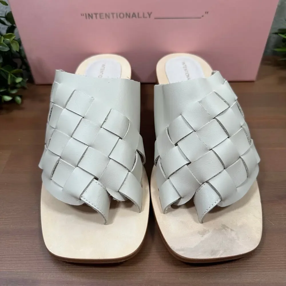 INTENTIONALLY BLANK Women's Kelly Woven Leather Sandals Cream Size 8